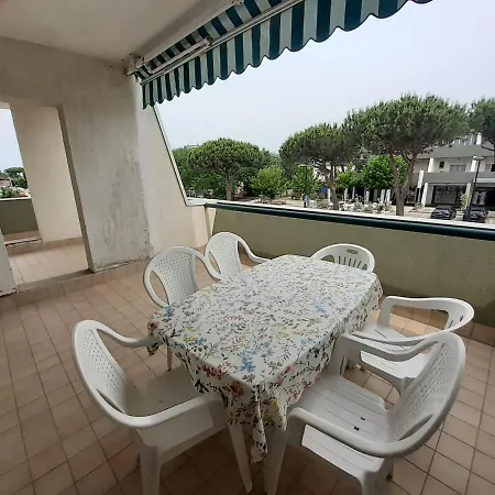 Apartment Faro 23 *